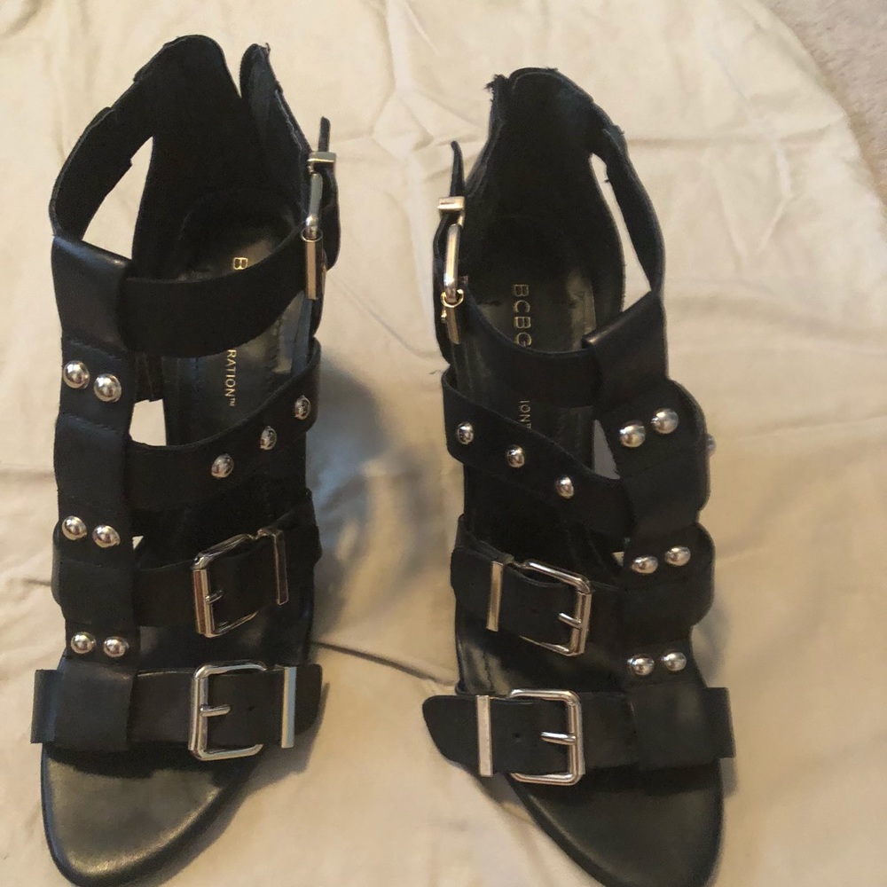 Final Price**BCBG Back Heels